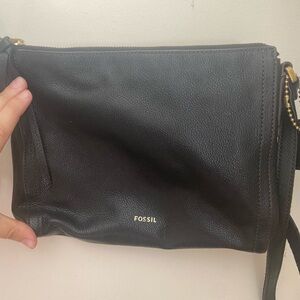 Fossil Brown Leather Crossbody Bag with Adjustable Strap